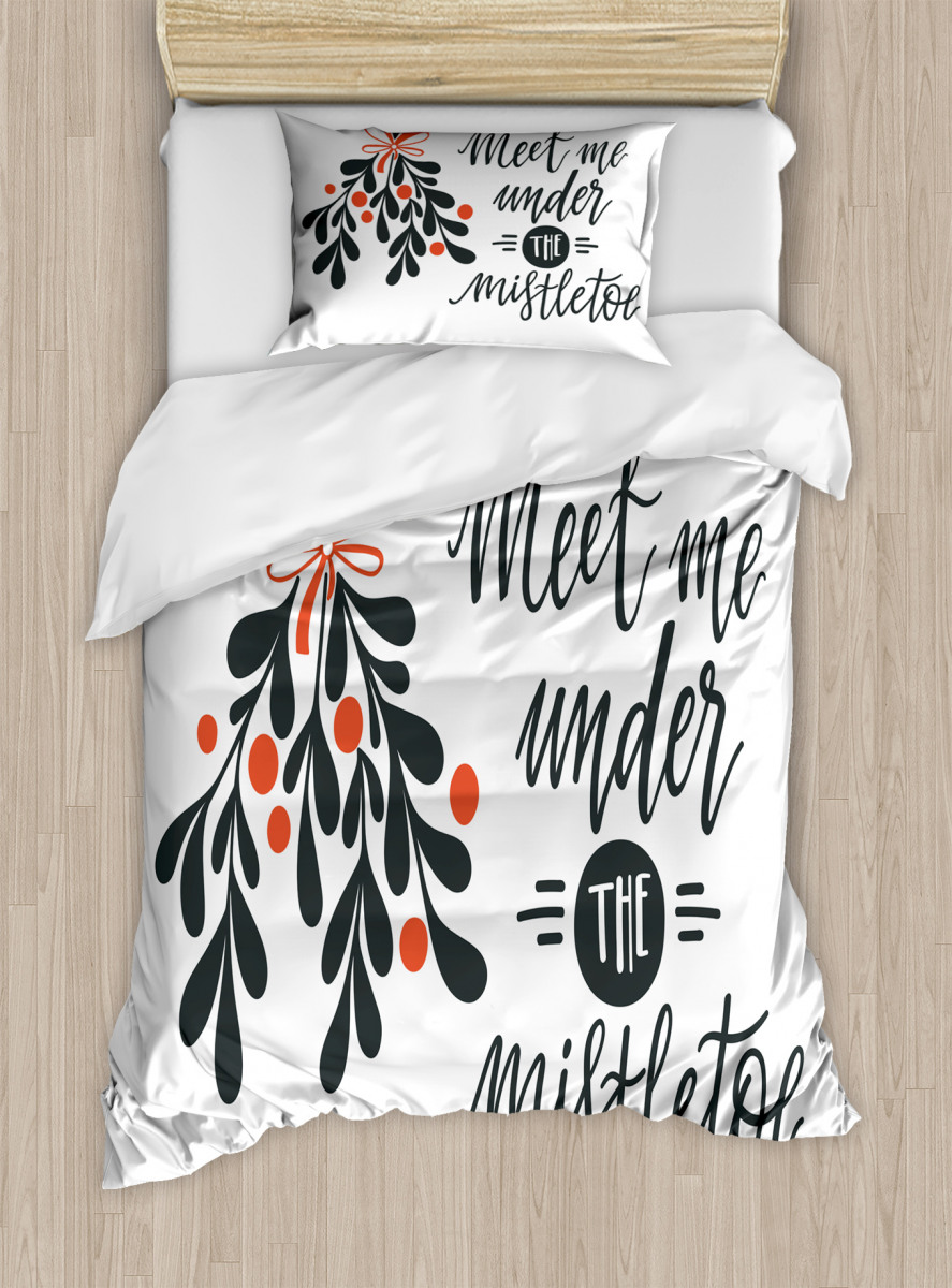 Meet Me Under Mistletoe Duvet Cover Set