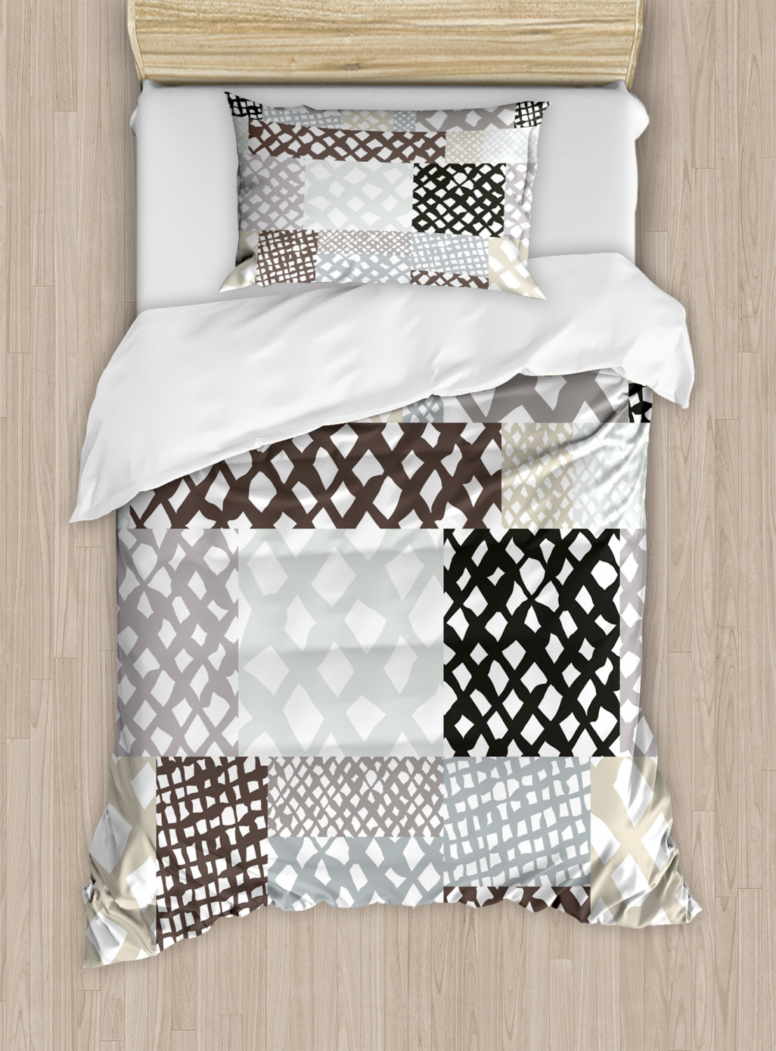 Retro Duvet Cover Set with Pillow Shams Patchwork Style Figures Print