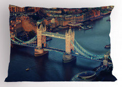 Nehir ve Antik Köprü Yastık Kılıfı Londra