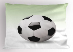 3D Etkili Futbol Topu Yastık Kılıfı Beyaz Arka Plan