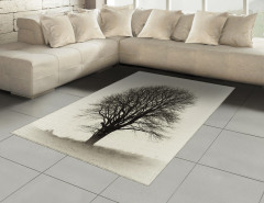 Yalnız Bir Ağaç Halı (Kilim) Doğada Sonbahar Gri