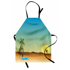 Sunny Weather in the Wild Apron