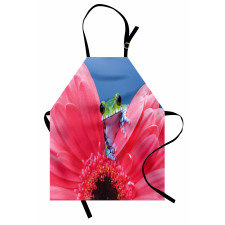 Frog on Gabera Flower Apron