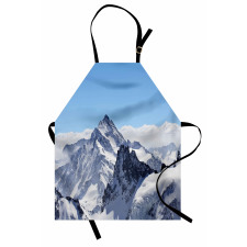 Snowy Mountain Peaks Apron