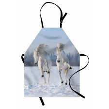 Kış Mutfak Önlüğü Karlarda Dörtnala Koşan Atlar Fotoğrafı Deseni