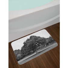 Leafy Big Tree Vintage Bath Mat