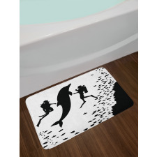 Scuba Divers Swimming Bath Mat