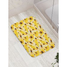 Fall Season Oak Leaf Acorns Bath Mat