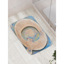 Q Uppercase Worn Wood Bath Mat