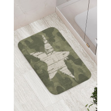 Grunge Star on Green Bath Mat