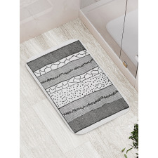 Hand Drawn Uneven Lines Bath Mat