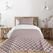 Retro Look Abstract Motif Art Bedspread Set