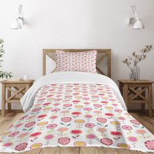 Vibrant and Doodle Style Bedspread Set