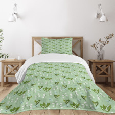 Dragonflies and Campanulas Bedspread Set