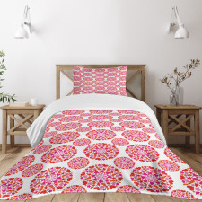 Hearts in Circles Bedspread Set