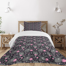 Strokes Dots and Rounds Bedspread Set