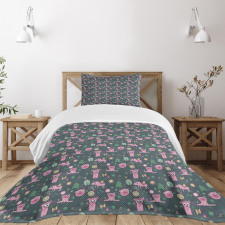 Piglets Flowers Birds Trees Bedspread Set