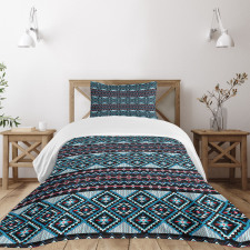 Geometric Triangles Ornate Bedspread Set