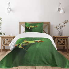 Exotic Wild Macro Leaf Bedspread Set