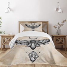 Hawk Moth Skull Magic Bedspread Set