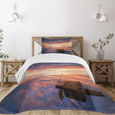 Man in Imagine Ship Bedspread Set