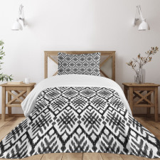 Diagonal Bohemic Shapes Bedspread Set