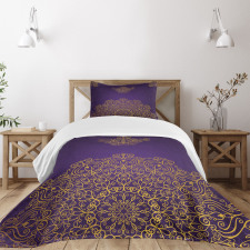 Ornate Swirl Motif Bedspread Set