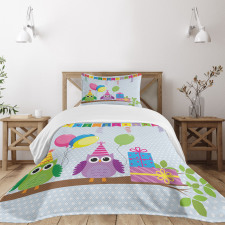 Cartoon Owl at Party Bedspread Set