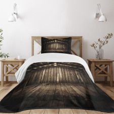 Wooden Cottage Bedspread Set