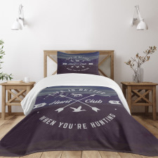 Grunge Emblem Bedspread Set