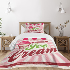 Soft Strawberry Bedspread Set