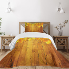 Leaves on Wooden Planks Bedspread Set
