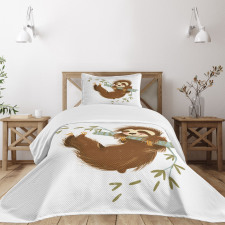 Cheerful Animal on Tree Bedspread Set