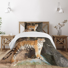 Alert Angry Royal Feline Bedspread Set