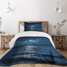 Dramatic Sky Moon Ocean Bedspread Set