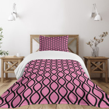 Wavy Lines Feminine Bedspread Set