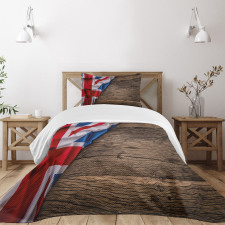 Flag on Oak Board Bedspread Set