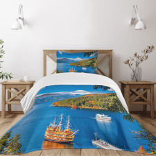 Lake Ashi in Japan Bedspread Set