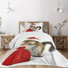 Chipmunk in Santa Hat Bedspread Set