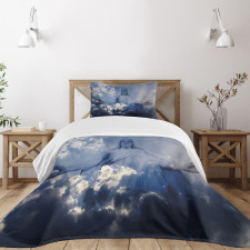 Open Arms Among in Storm Bedspread Set