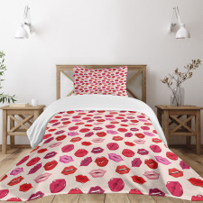 Vivid Colored Lips Glamour Bedspread Set