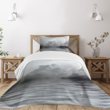 Misty Air and Ocean Art Bedspread Set