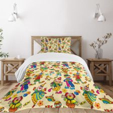 Funny Cartoonish Clowns Bedspread Set