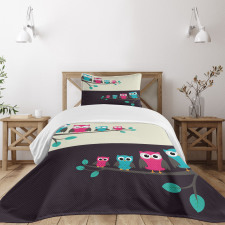 Family of Owls Bedspread Set