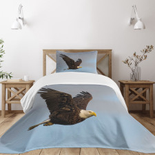 Hunter Bird in Open Sky Bedspread Set