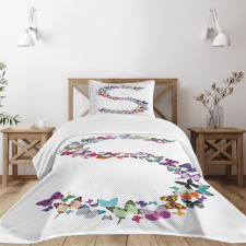 Various Shaped Bedspread Set