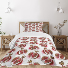 Flowering Pomegranate Bedspread Set