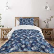 Ornate Snowflakes Xmas Bedspread Set