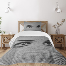 Dramatic Woman Look Bedspread Set