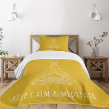 Meditating Giraffe Bedspread Set